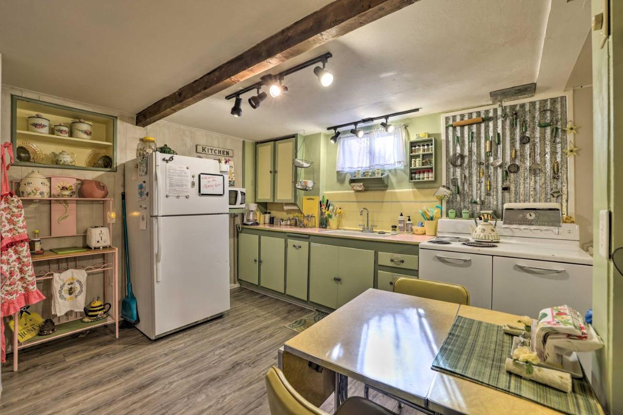 Cozy And Vintage Cedar City Apartment With Fire Pit! Ngoại thất bức ảnh