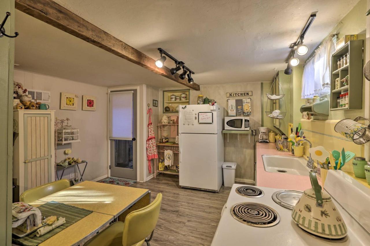 Cozy And Vintage Cedar City Apartment With Fire Pit! Ngoại thất bức ảnh
